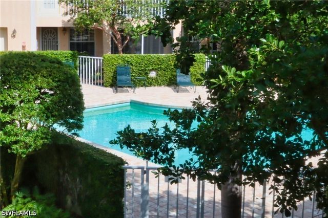 5637 Turtle Bay DR II-22, Naples, FL 34108