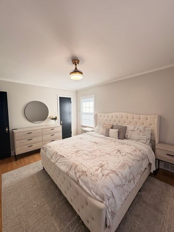 9619 S Oakley Avenue, Chicago, IL 60643