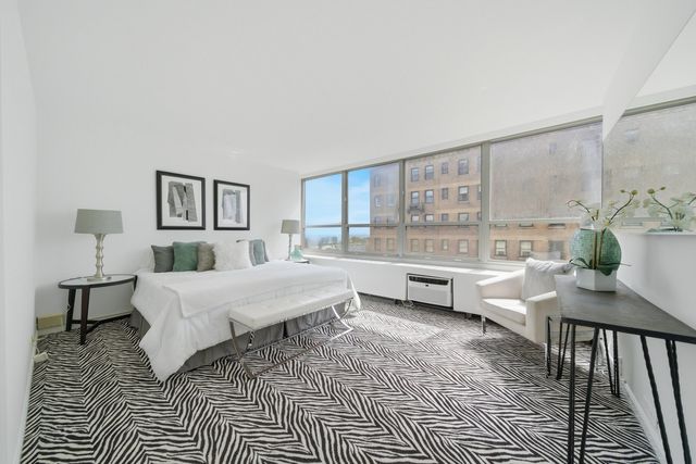 3550 N LAKE SHORE Drive 904, Chicago, IL 60657