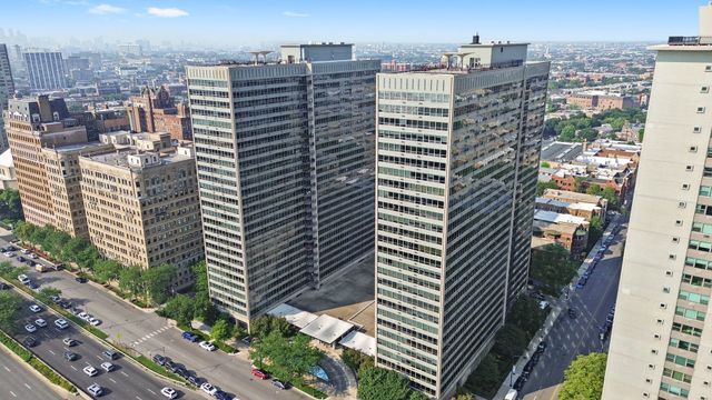 3550 N LAKE SHORE Drive 904, Chicago, IL 60657