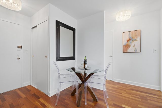 3550 N LAKE SHORE Drive 904, Chicago, IL 60657