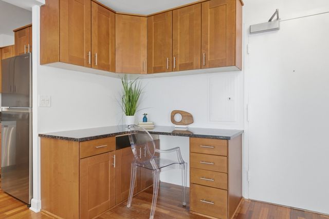 3550 N LAKE SHORE Drive 904, Chicago, IL 60657