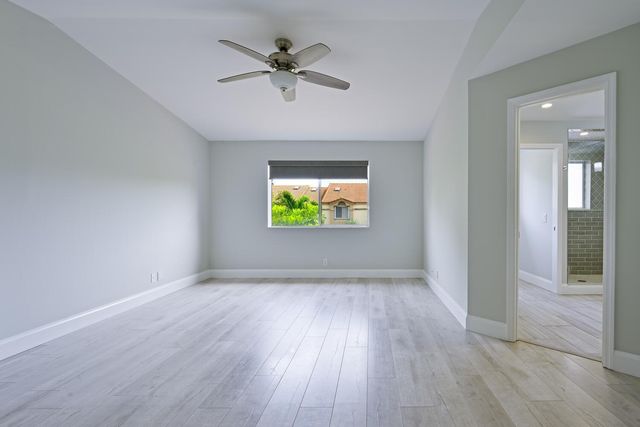 6817 Via Regina, Boca Raton, FL 33433