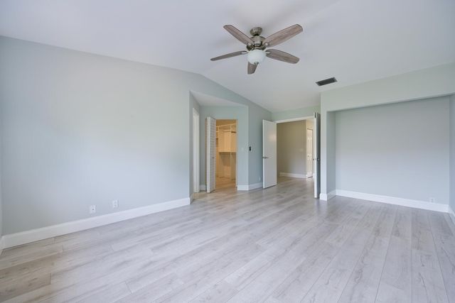 6817 Via Regina, Boca Raton, FL 33433