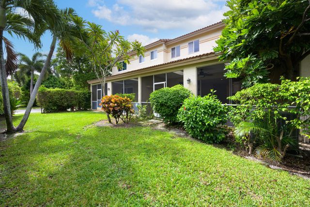 6817 Via Regina, Boca Raton, FL 33433