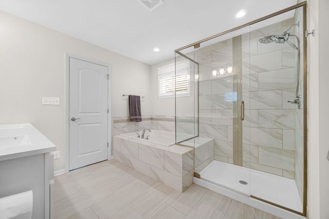772 Cirque Drive, Crown Point, IN 46307