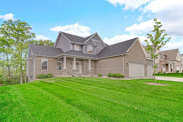 772 Cirque Drive, Crown Point, IN 46307