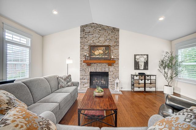 772 Cirque Drive, Crown Point, IN 46307