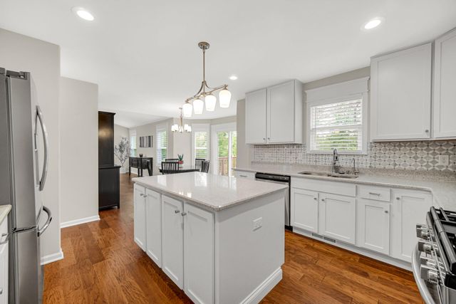 772 Cirque Drive, Crown Point, IN 46307