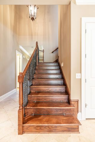 1165 Chloe Dr, Gallatin, TN 37066