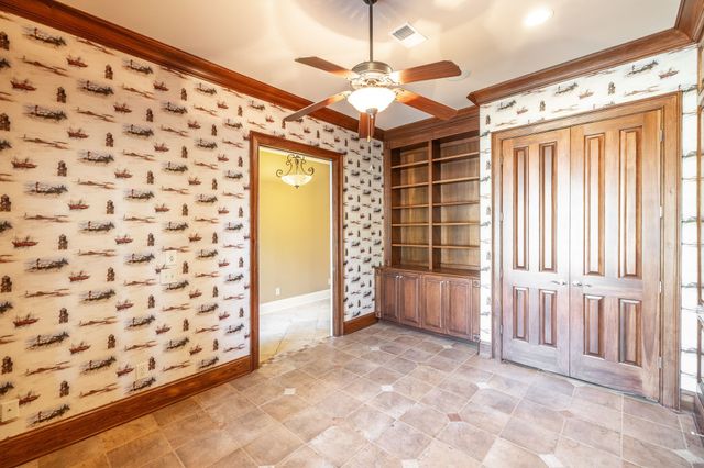 1165 Chloe Dr, Gallatin, TN 37066