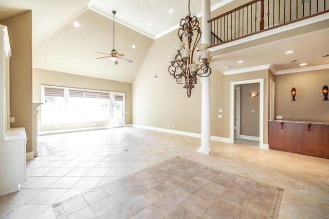 1165 Chloe Dr, Gallatin, TN 37066
