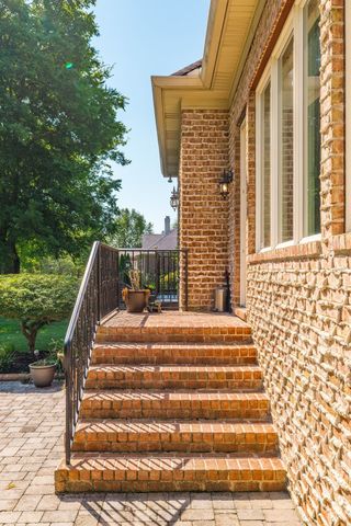 1165 Chloe Dr, Gallatin, TN 37066
