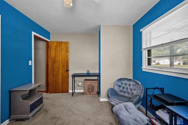 4601 S Vine Ave, Wichita, KS 67217