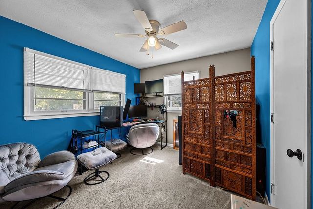 4601 S Vine Ave, Wichita, KS 67217