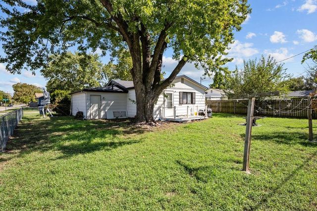4601 S Vine Ave, Wichita, KS 67217