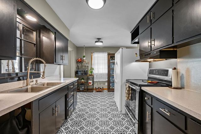 4601 S Vine Ave, Wichita, KS 67217