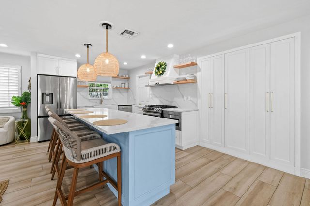 8110 W Lake Drive, West Palm Beach, FL 33406