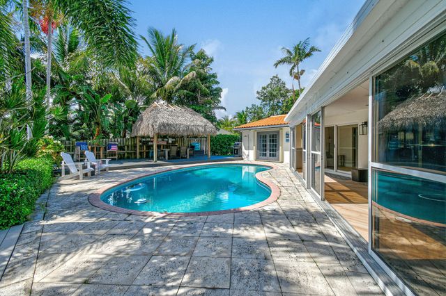 8110 W Lake Drive, West Palm Beach, FL 33406