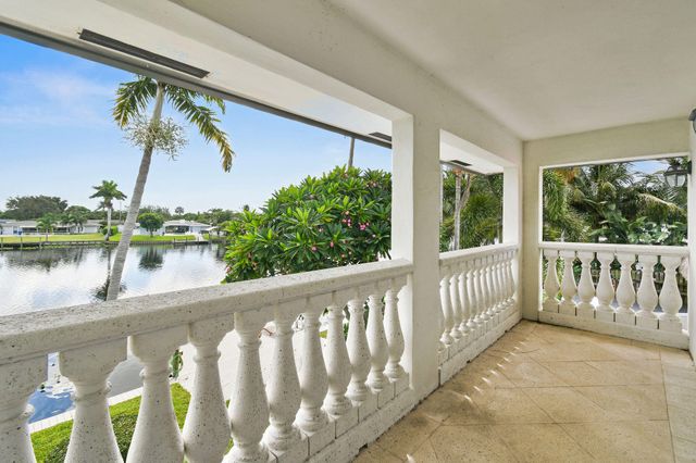 8110 W Lake Drive, West Palm Beach, FL 33406
