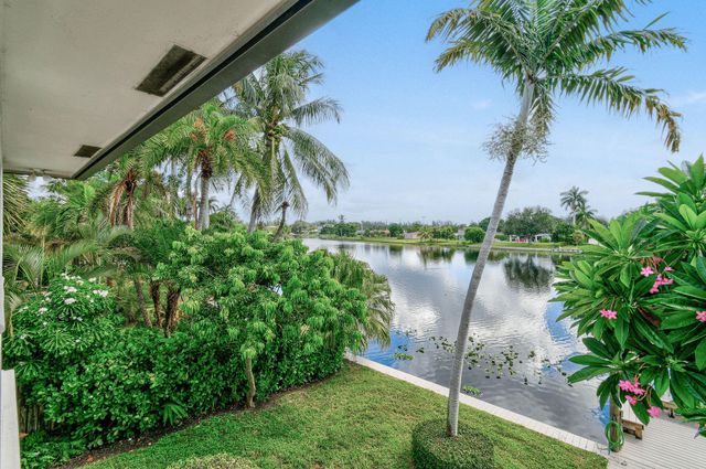 8110 W Lake Drive, West Palm Beach, FL 33406