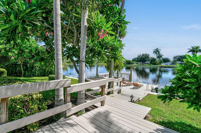 8110 W Lake Drive, West Palm Beach, FL 33406