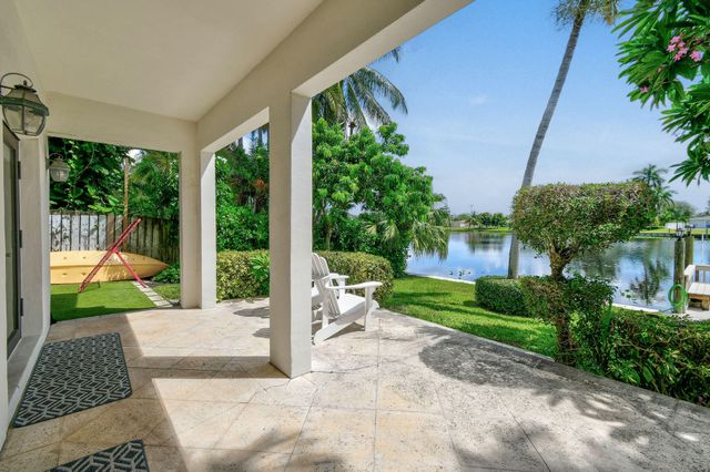8110 W Lake Drive, West Palm Beach, FL 33406