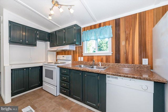 10796 ASH DRIVE #2, Waynesboro, PA 17268