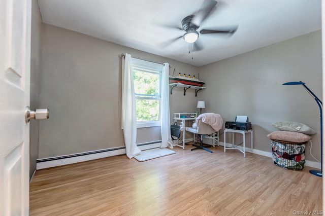 28 Buck Lane, Saugerties, NY 12477