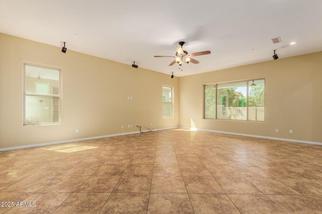 882 E Parkview Drive, Gilbert, AZ 85295