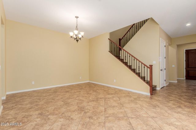 882 E Parkview Drive, Gilbert, AZ 85295