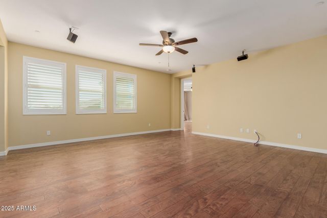 882 E Parkview Drive, Gilbert, AZ 85295