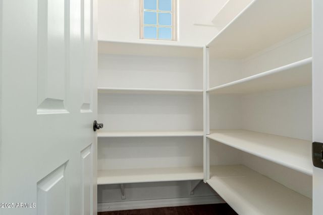 882 E Parkview Drive, Gilbert, AZ 85295