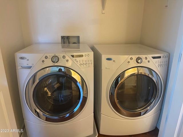 882 E Parkview Drive, Gilbert, AZ 85295