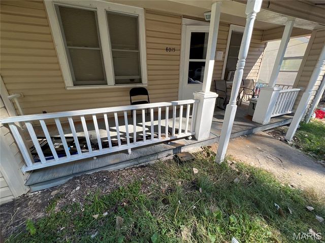 8015 Allen Avenue, St Louis, MO 63114