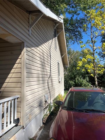 8015 Allen Avenue, St Louis, MO 63114