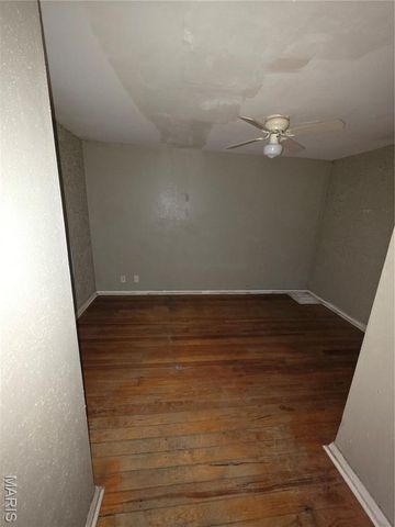 8015 Allen Avenue, St Louis, MO 63114