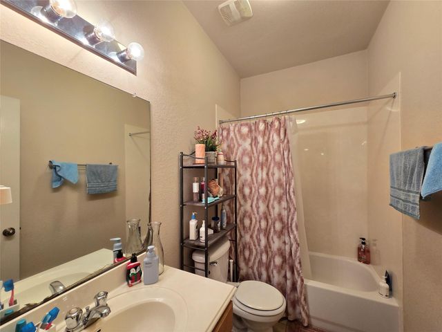 204 Valona LOOP, Round Rock, TX 78681