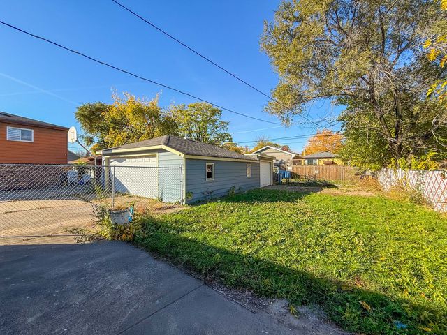 1304 Freeland Avenue, Calumet City, IL 60409
