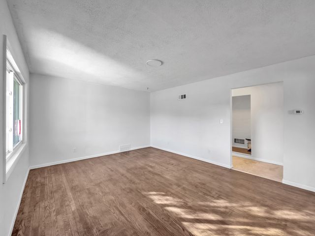 1304 Freeland Avenue, Calumet City, IL 60409