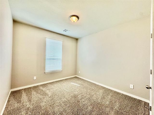 10901 SW 19th Street, Yukon, OK 73099