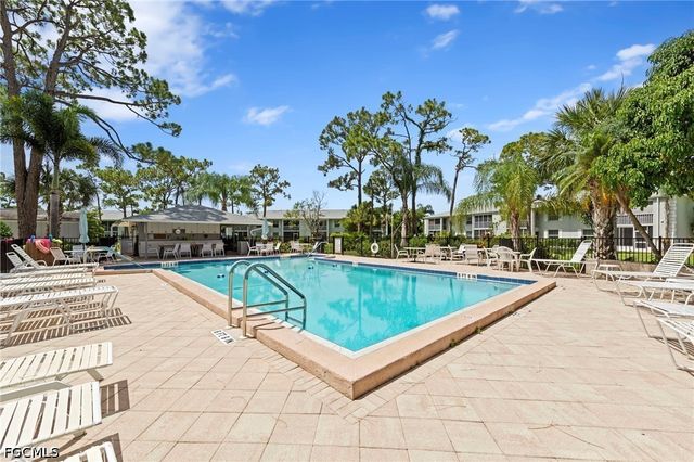 7104 Nantucket CIR 3, North Fort Myers, FL 33917