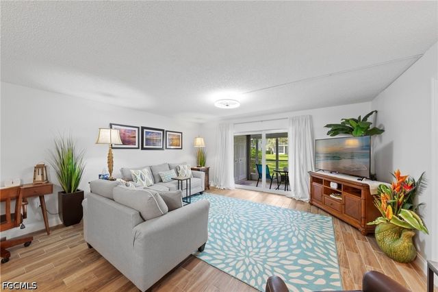 7104 Nantucket CIR 3, North Fort Myers, FL 33917