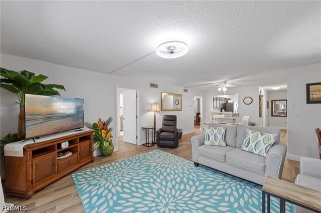 7104 Nantucket CIR 3, North Fort Myers, FL 33917