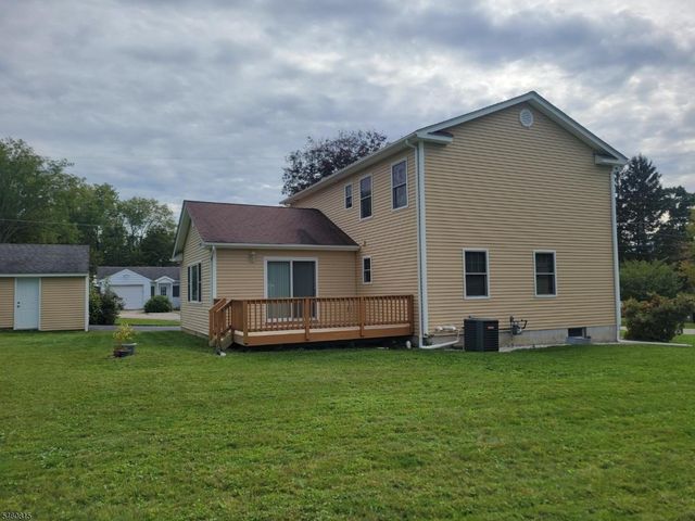 19 Prospect St, Branchville Boro, NJ 07826