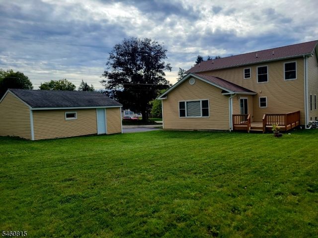 19 Prospect St, Branchville Boro, NJ 07826