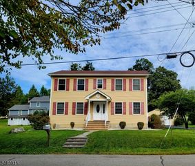 19 Prospect St, Branchville Boro, NJ 07826