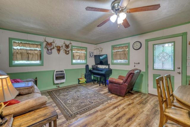 8140 Private Road 1610, Centerville, TX 75833