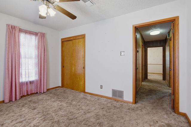 329 N Ash Avenue, Azle, TX 76020
