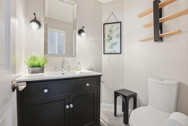 339 Aylesbury Drive S, Westerville, OH 43082